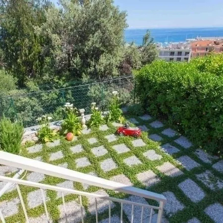 아파트 Studio Avec Terrasse Jardinet Garage Piscine 1 멍똥